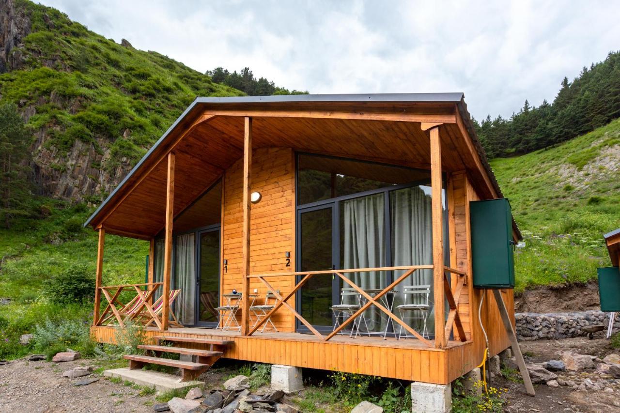 Gergeti Trio Villa Kazbegi Exterior foto